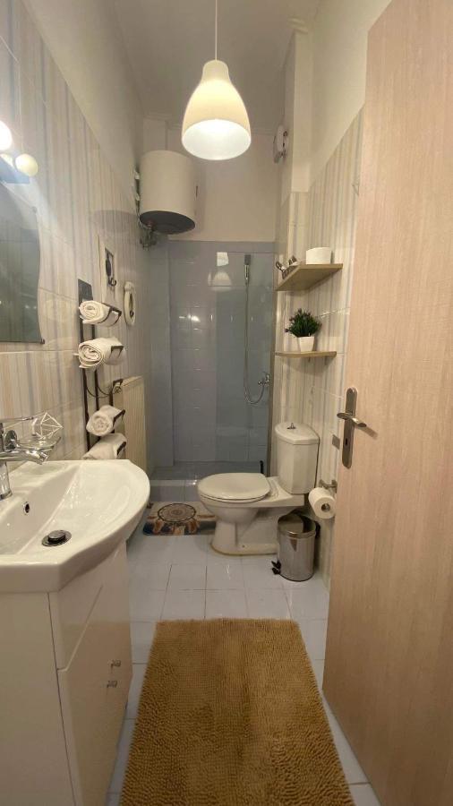 cozy minimal apartment Pireus Zewnętrze zdjęcie