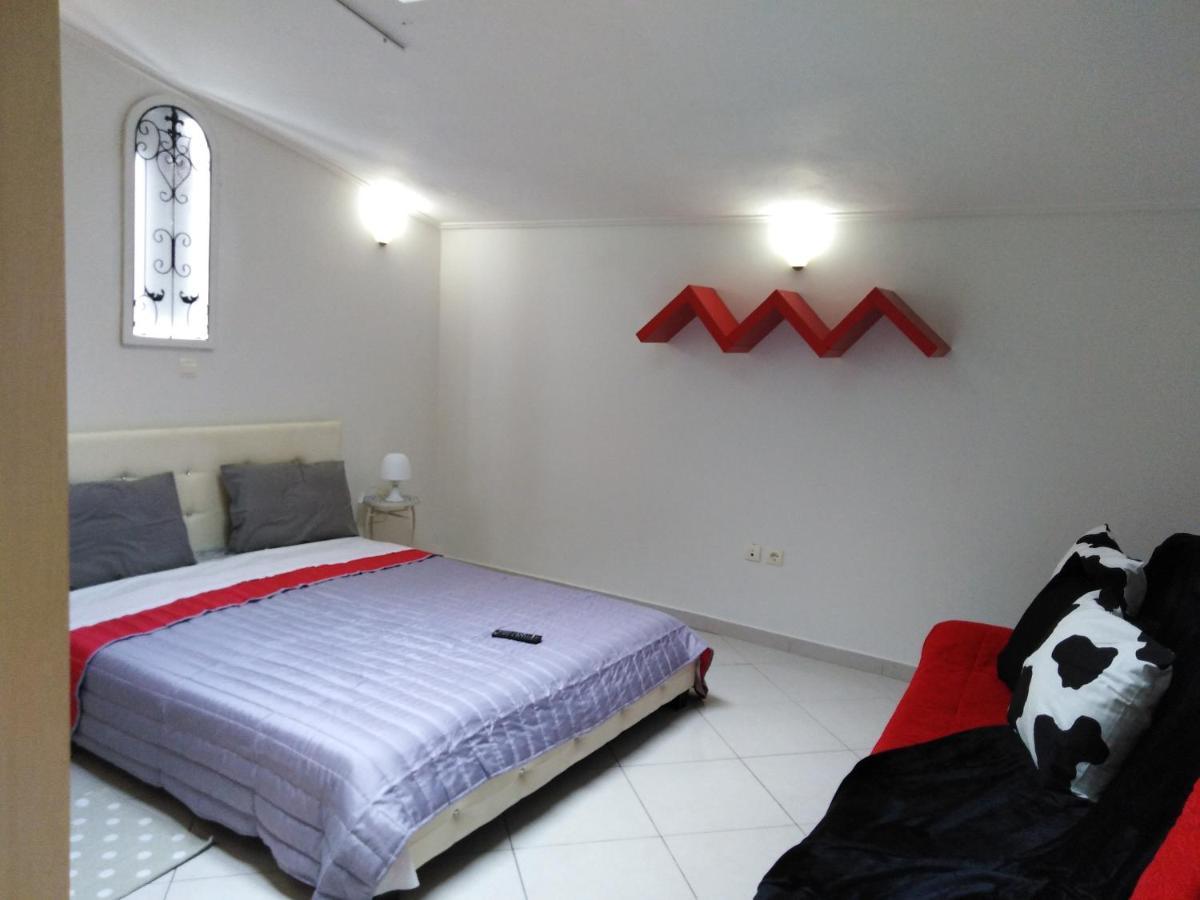 cozy minimal apartment Pireus Zewnętrze zdjęcie