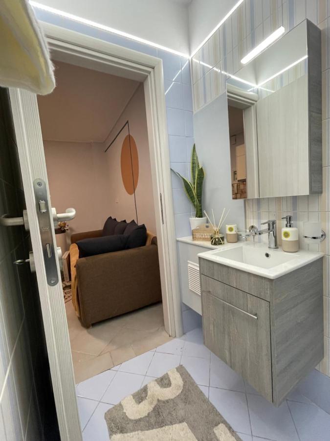 cozy minimal apartment Pireus Zewnętrze zdjęcie